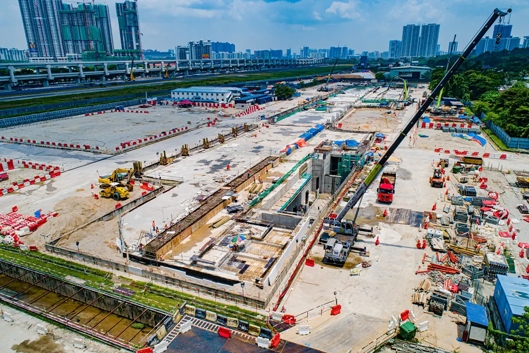 Aerial view of the construction progress with preparation for backfilling on top of the roof slab at the Bandar Malaysia Utara MRT Station.