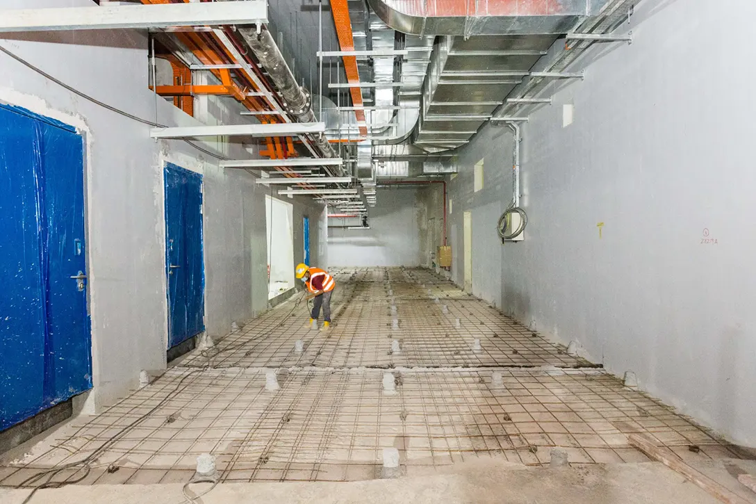 View of the Bandar Malaysia Utara MRT Station showing the screeding works at back of house of the concourse level in progress.