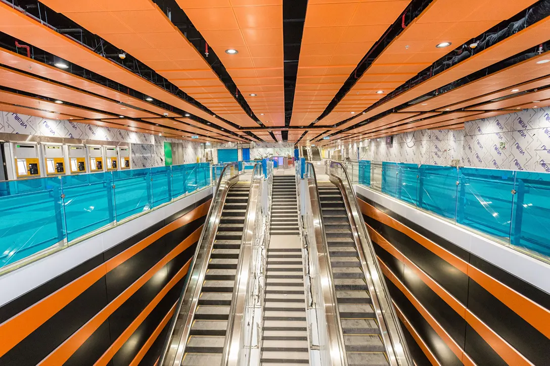 Internal view of the Chan Sow Lin MRT station