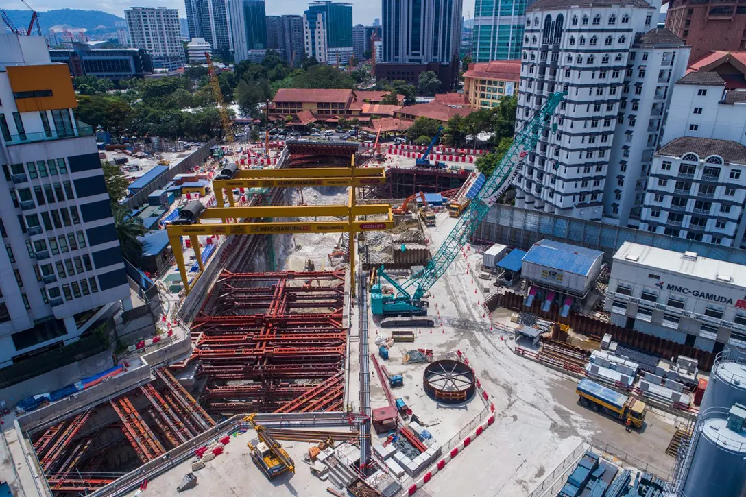 Major rock slope strengthening works can be seen at the Conlay MRT Station site.