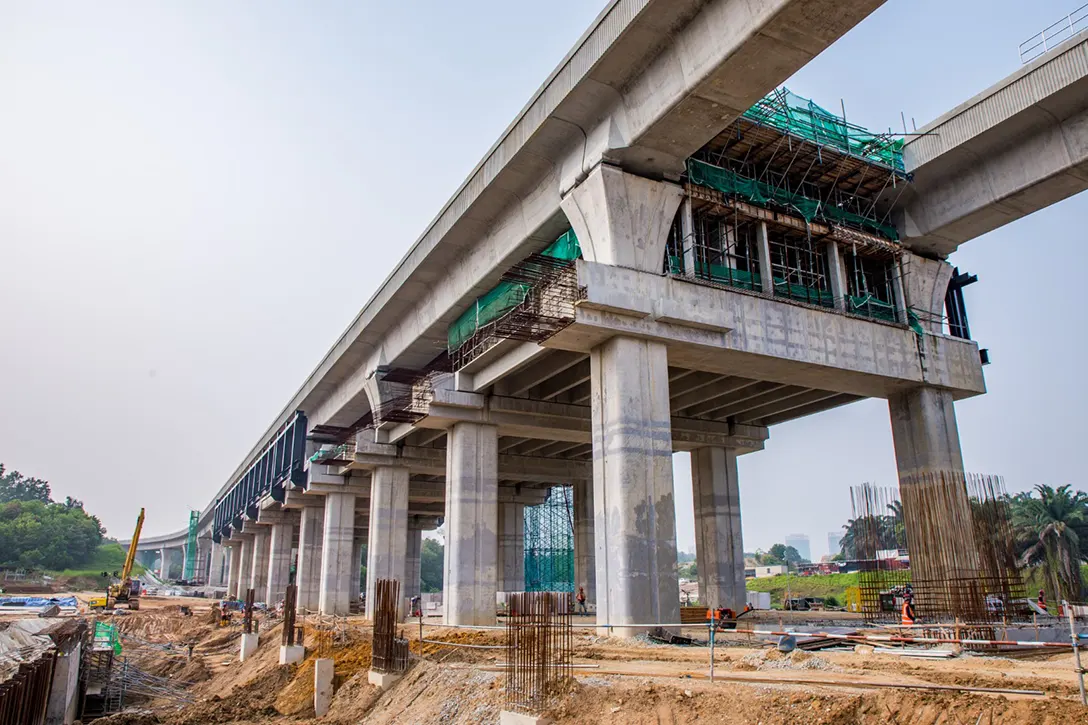Steel structure erection in progress at the Cyberjaya City Centre MRT Station site.