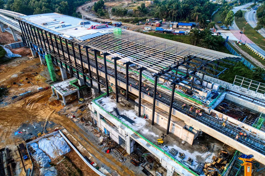 Aerial view of the roof covering installation at the Cyberjaya City Centre MRT Station site.