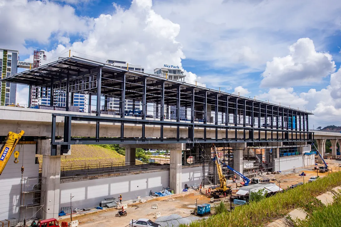 Roof covered and platform boombox installation in progress at the Cyberjaya Utara MRT Station site.