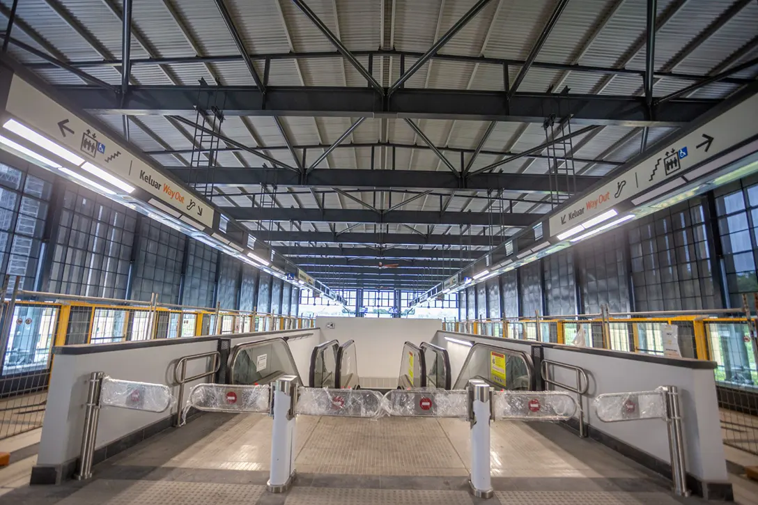 Escalator barrier completed at the platform level of the Cyberjaya Utara MRT Station