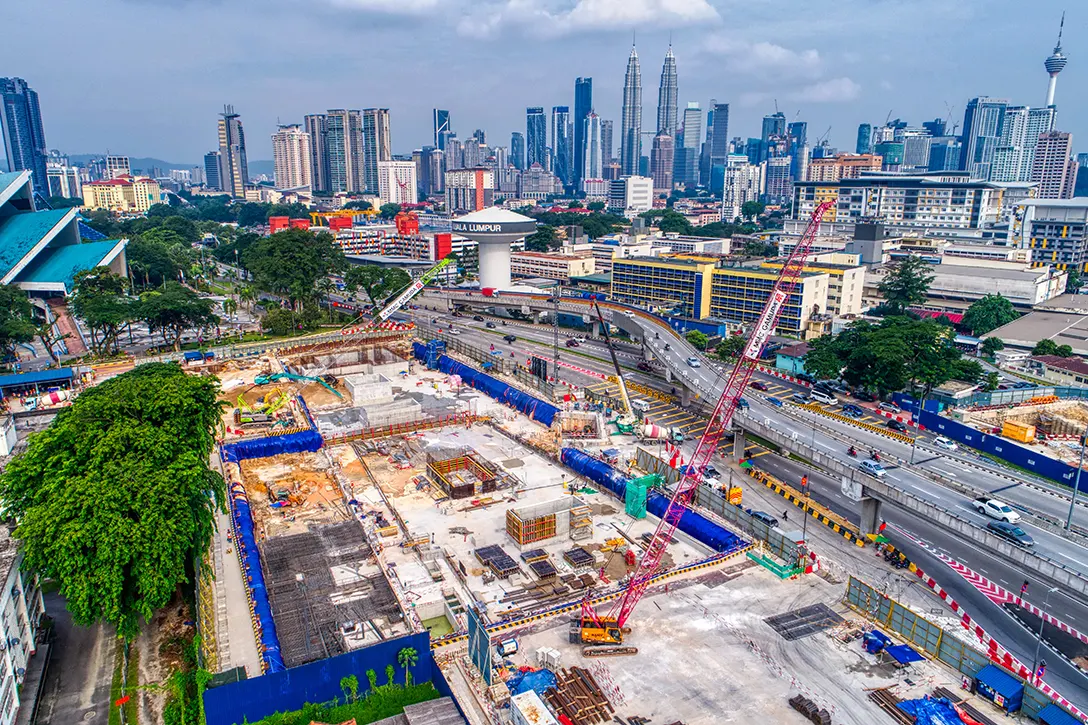View of the construction works for reinforced concrete at Hospital Kuala Lumpur MRT Station Entrance C roof slab.
