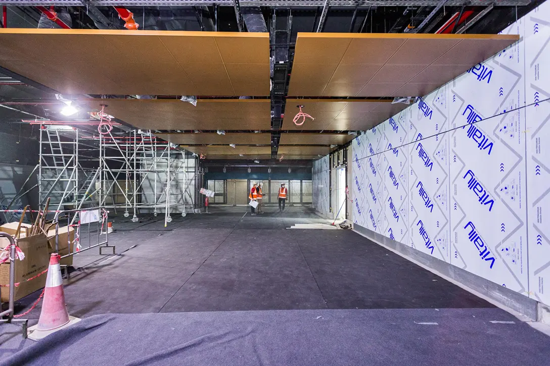 Completion of wall cladding, ceiling and tiling installation at the Hospital Kuala Lumpur MRT Station platform level.