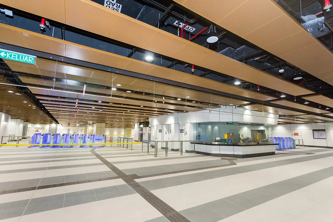 Completed architecture finishes at the concourse level of the unpaid and paid area of the Hospital Kuala Lumpur MRT Station.