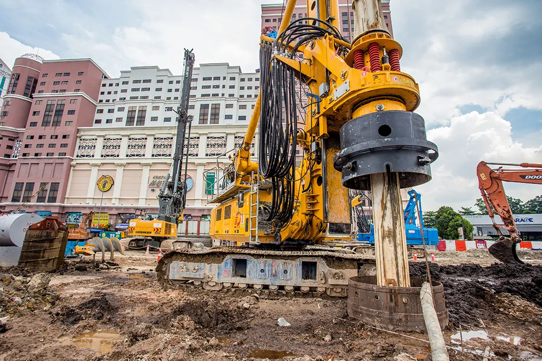 Ongoing secant bore piling works at the Jalan Ipoh MRT Station site.