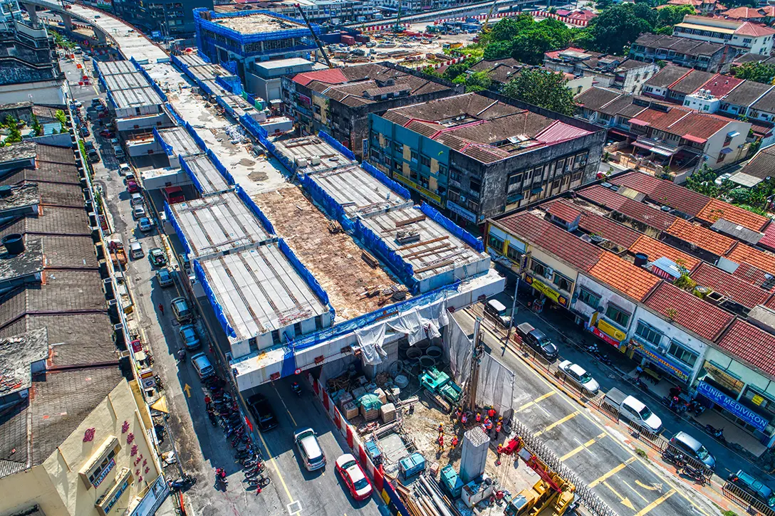 Launch of T-beam completed at the Kentonmen MRT Station site.