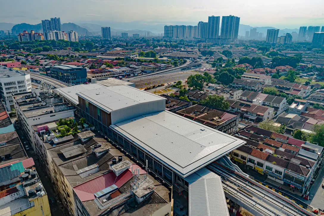 Aerial view of the Kentonmen MRT Station showing the plastering works and mechanical and electrical ducting works in progress.