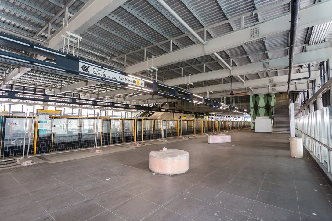 View of the platform bench at the Kentonmen MRT Station.