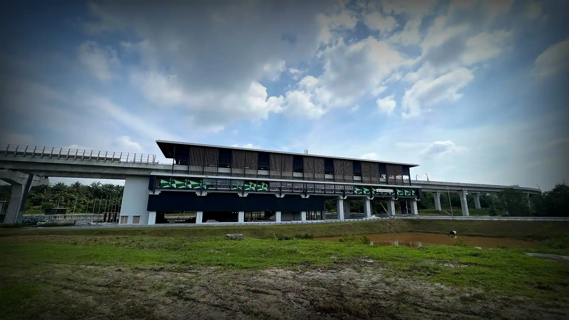 Pictures of Cyberjaya City Centre MRT Station