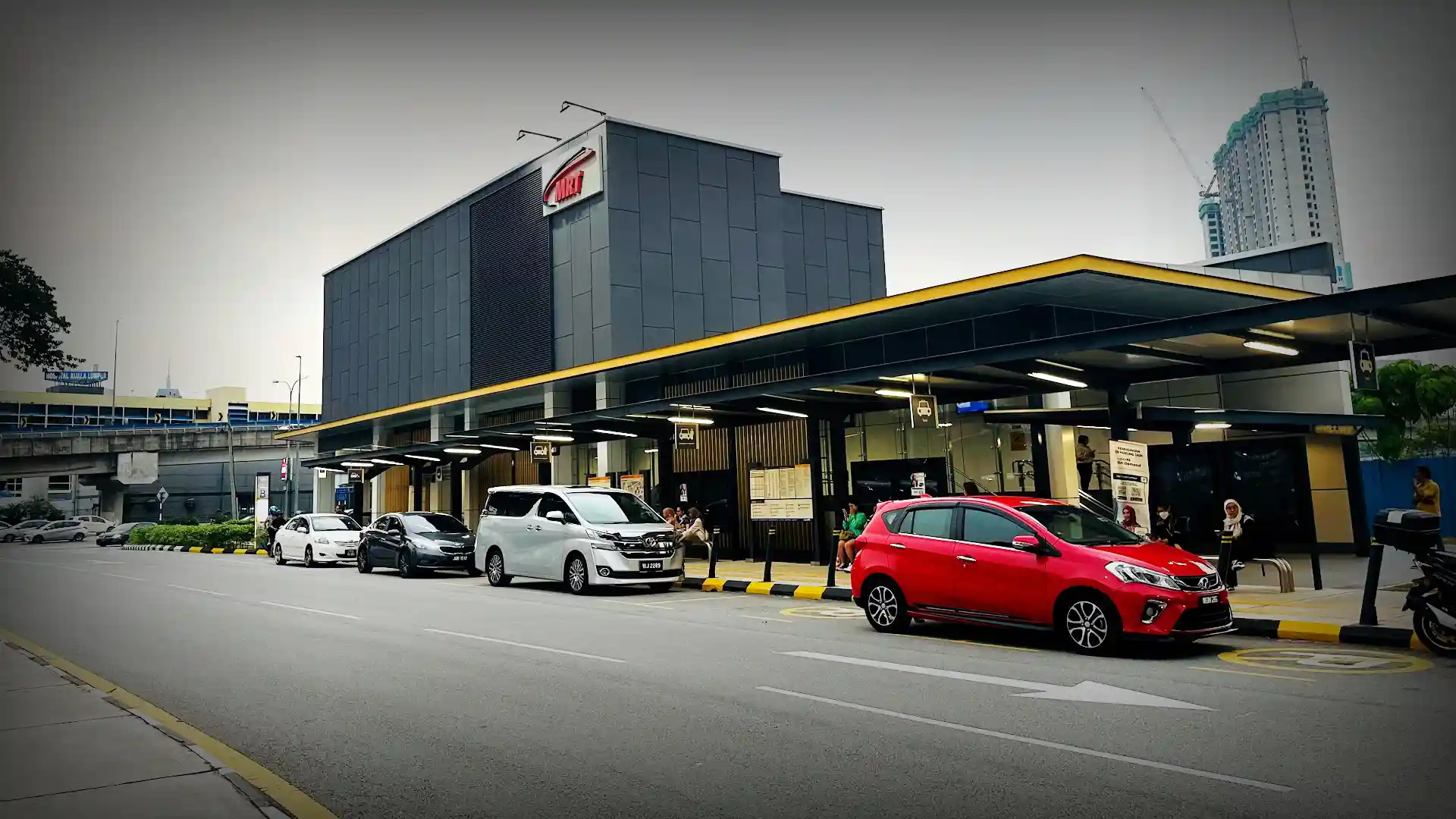 Pictures of Hospital Kuala Lumpur MRT Station