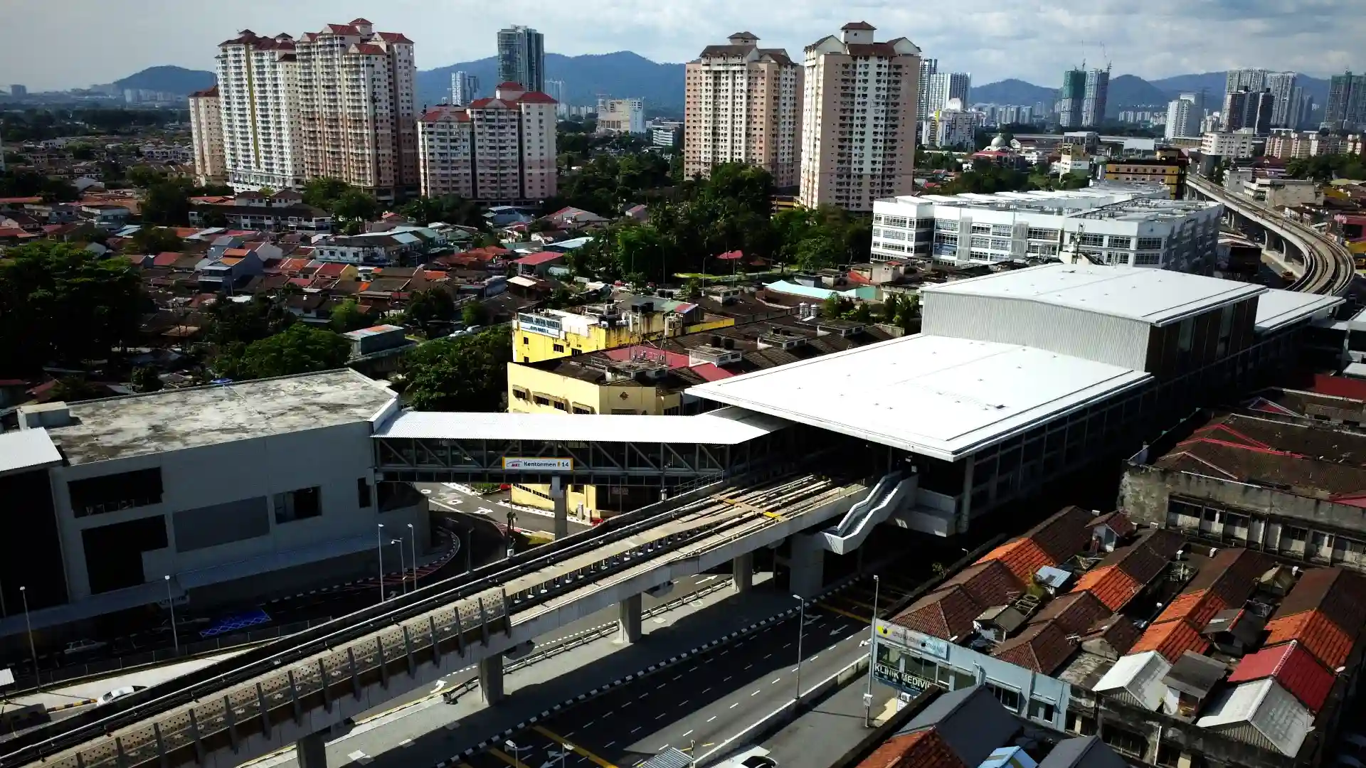 Pictures of Kentonmen MRT Station