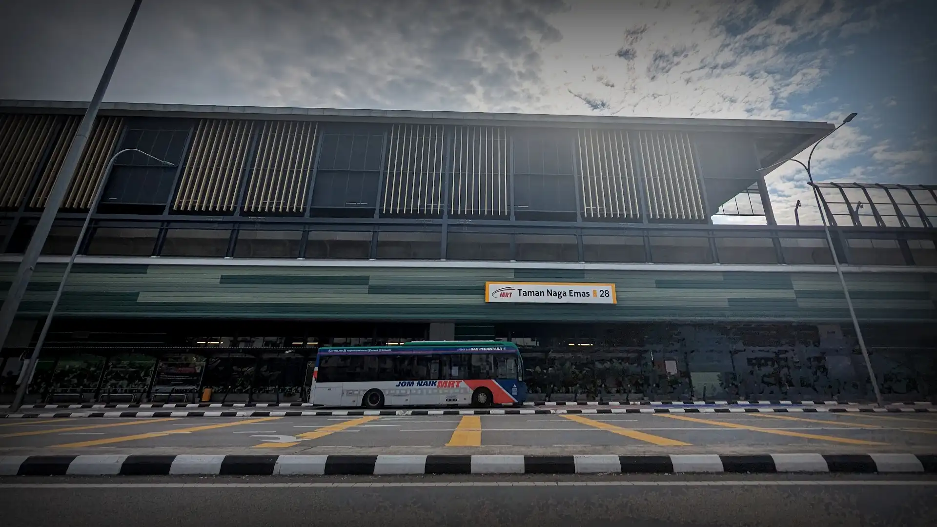 Pictures of Taman Naga Emas MRT Station