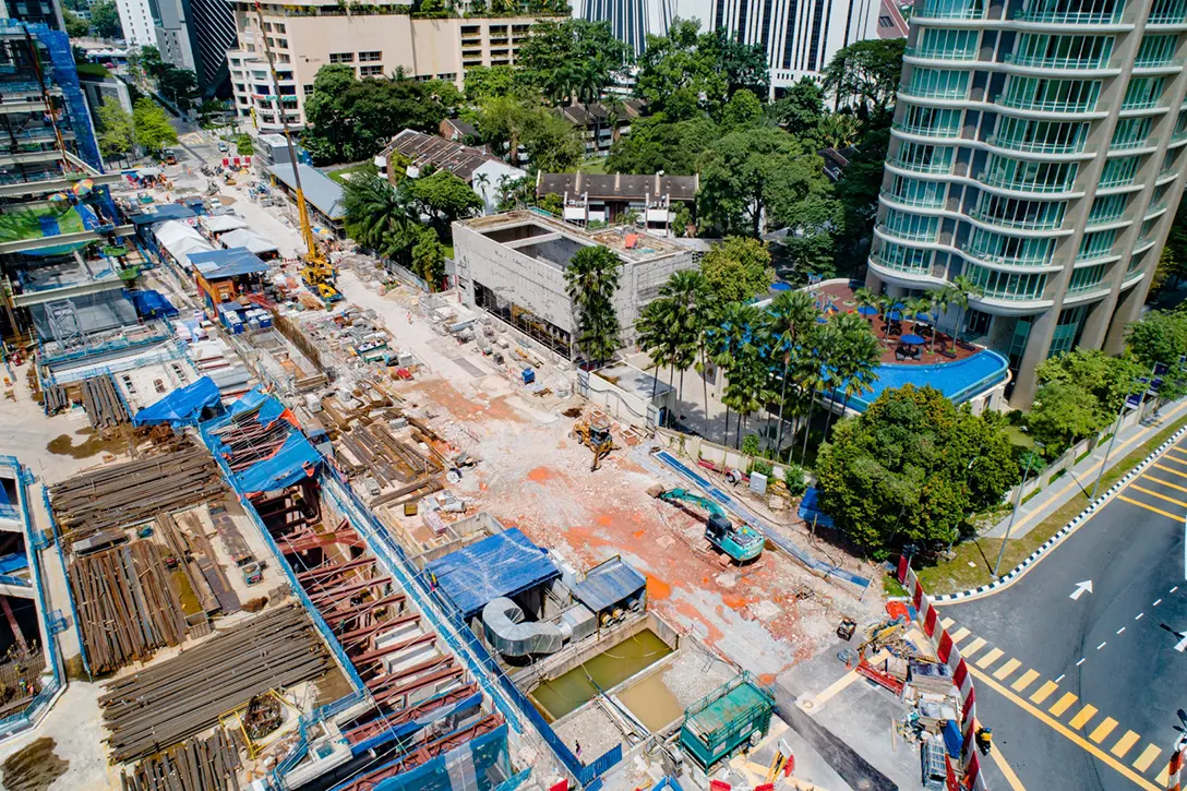 Overall view of the Persiaran KLCC MRT Station.