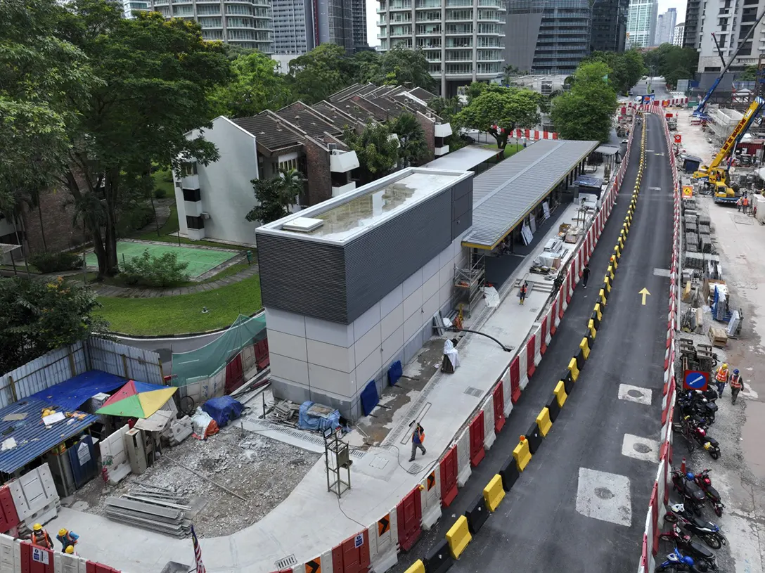 Overall view of the Persiaran KLCC MRT Station Entrance B building.