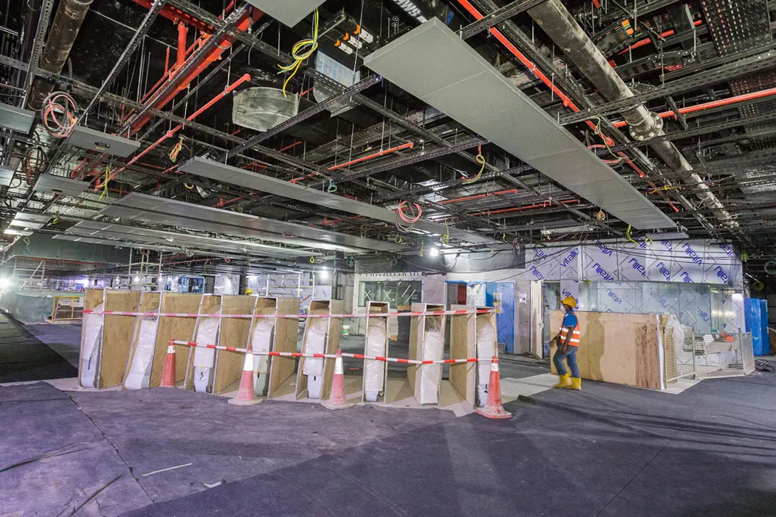 Automatic Fare Gates in front of Customer Service Office have been installed and well protected from damages at the concourse level of the Raja Uda MRT Station.