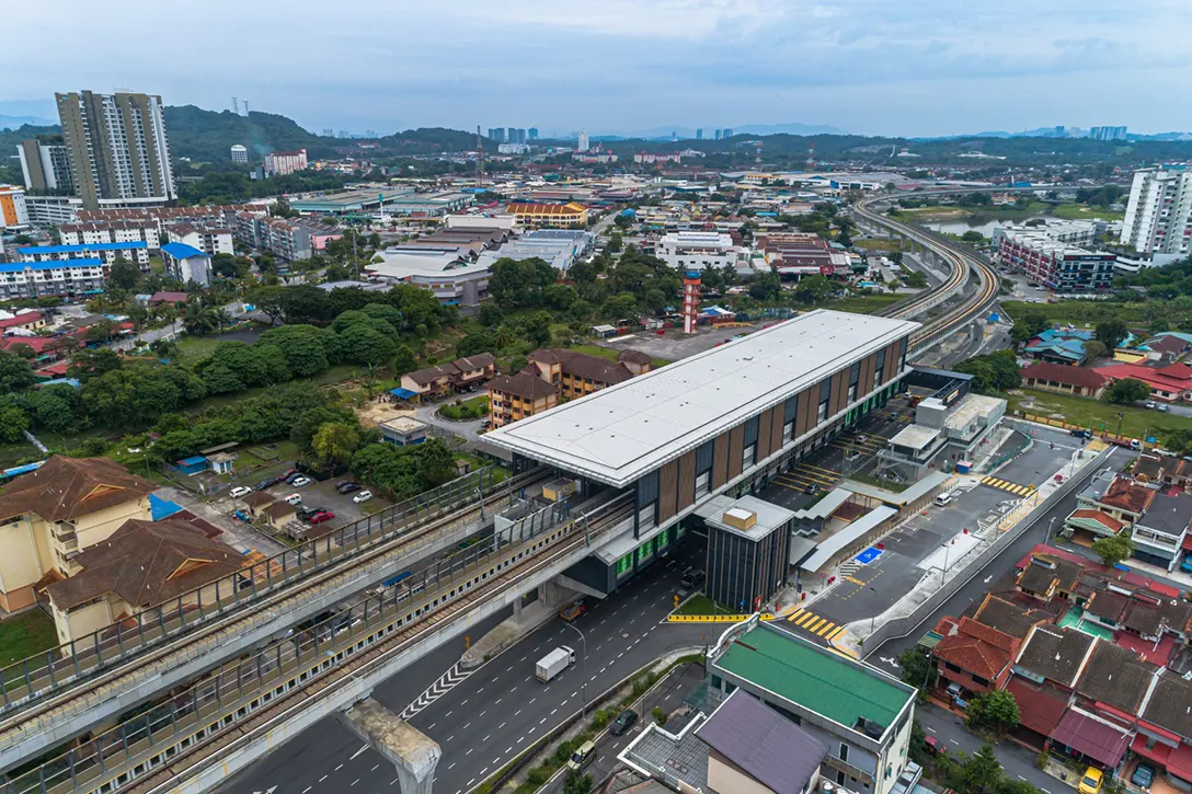 Overview of the station and external works completion at the Serdang Jaya MRT Station.