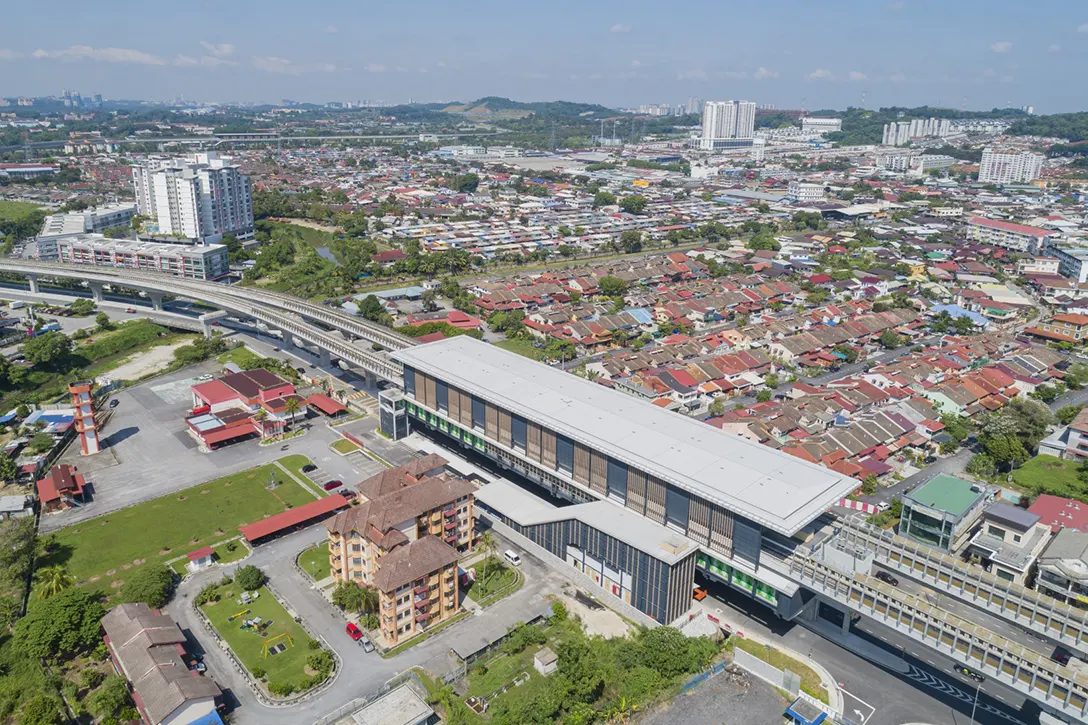 Station external works completed at the Serdang Jaya MRT Station.