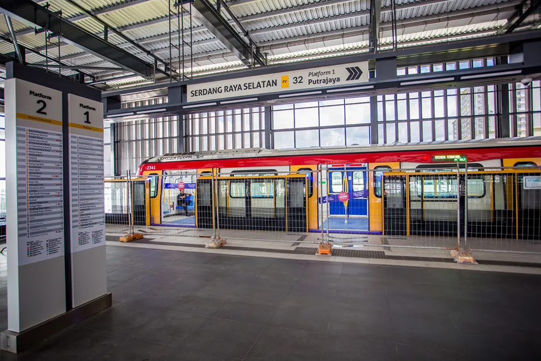 Testing train works in progress at the Serdang Raya Selatan MRT Station.