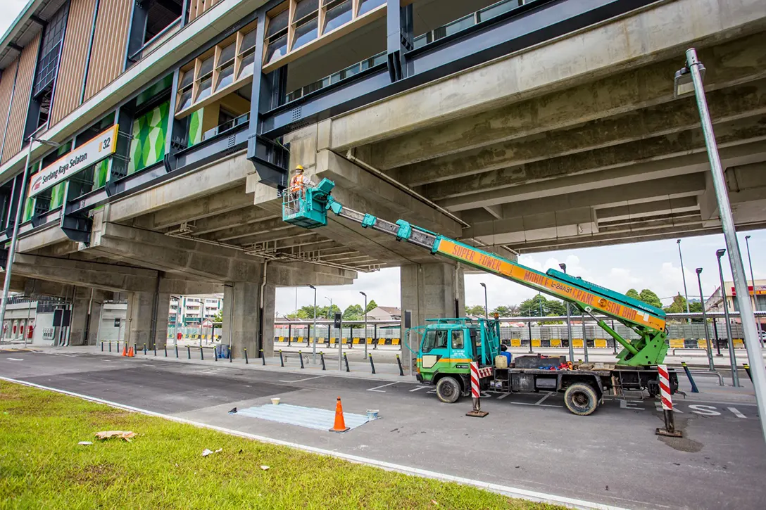 Final touch-up and rectification defect works in progress at the Serdang Raya Selatan MRT Station.