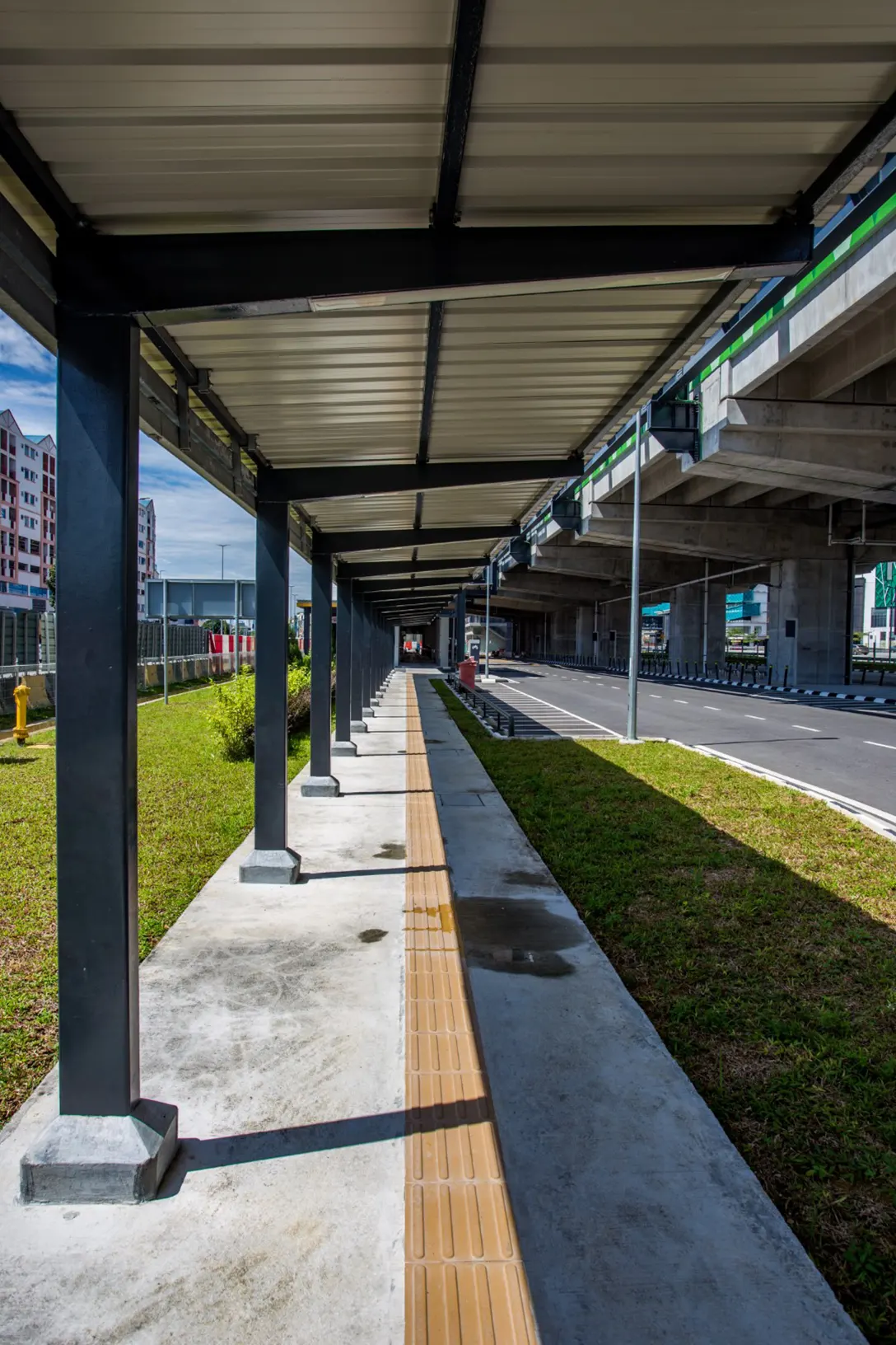 Serdang Raya Utara MRT Station additional covered walkway completed.