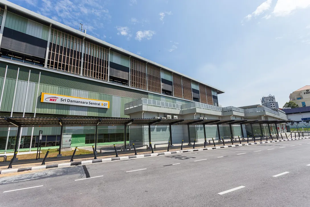 Additional cover walkway works and lay-by in progress at the Sri Damansara Sentral MRT Station