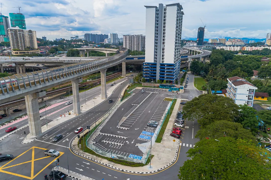 Overview of the at grade park and ride for Sungai Besi MRT Station.