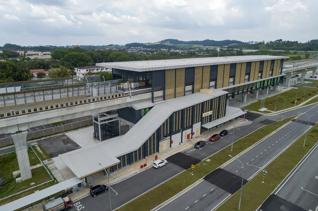 Station works and entrance completed at the UPM MRT Station