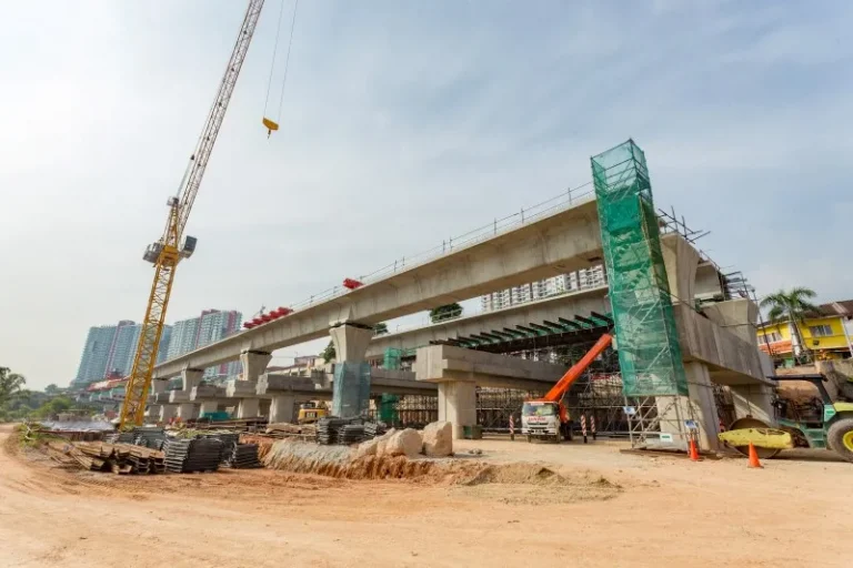 Erection of station t-beams and segmental box girder erection at the Damansara Damai MRT Station site