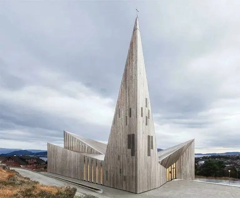 Knarvik 社区教堂