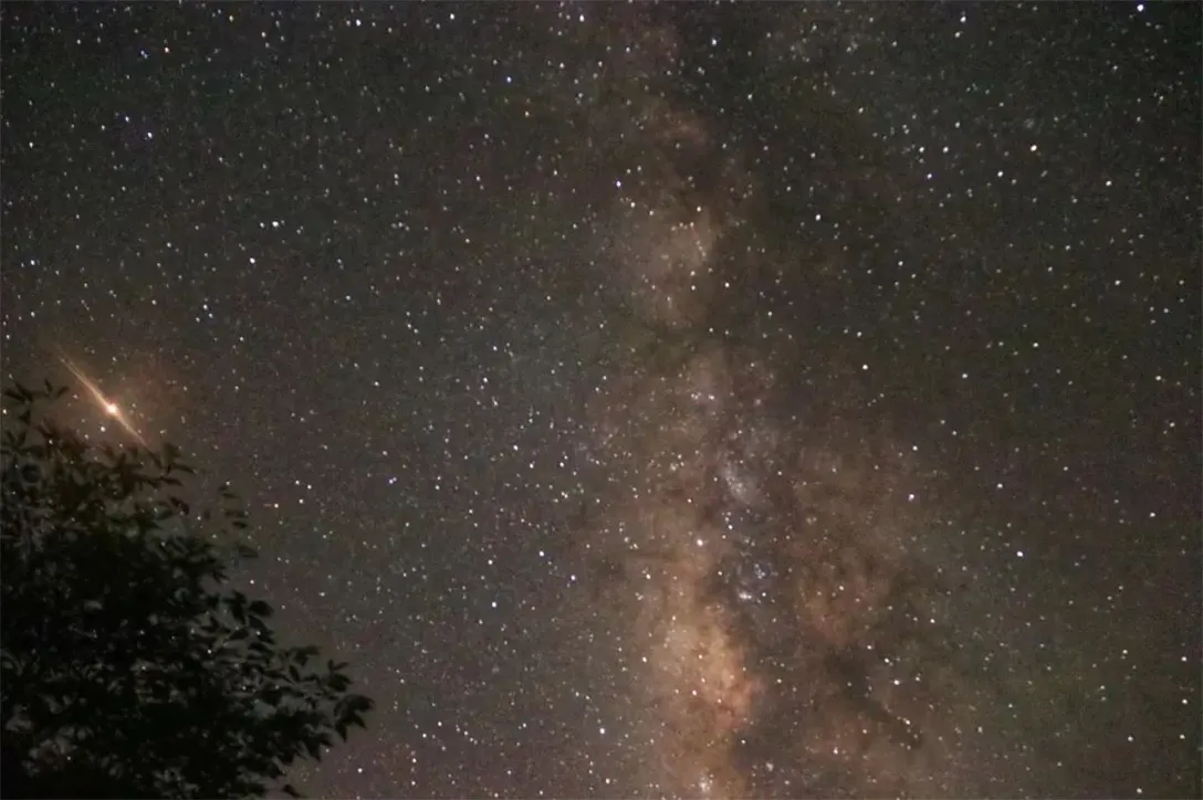 深邃的夜空