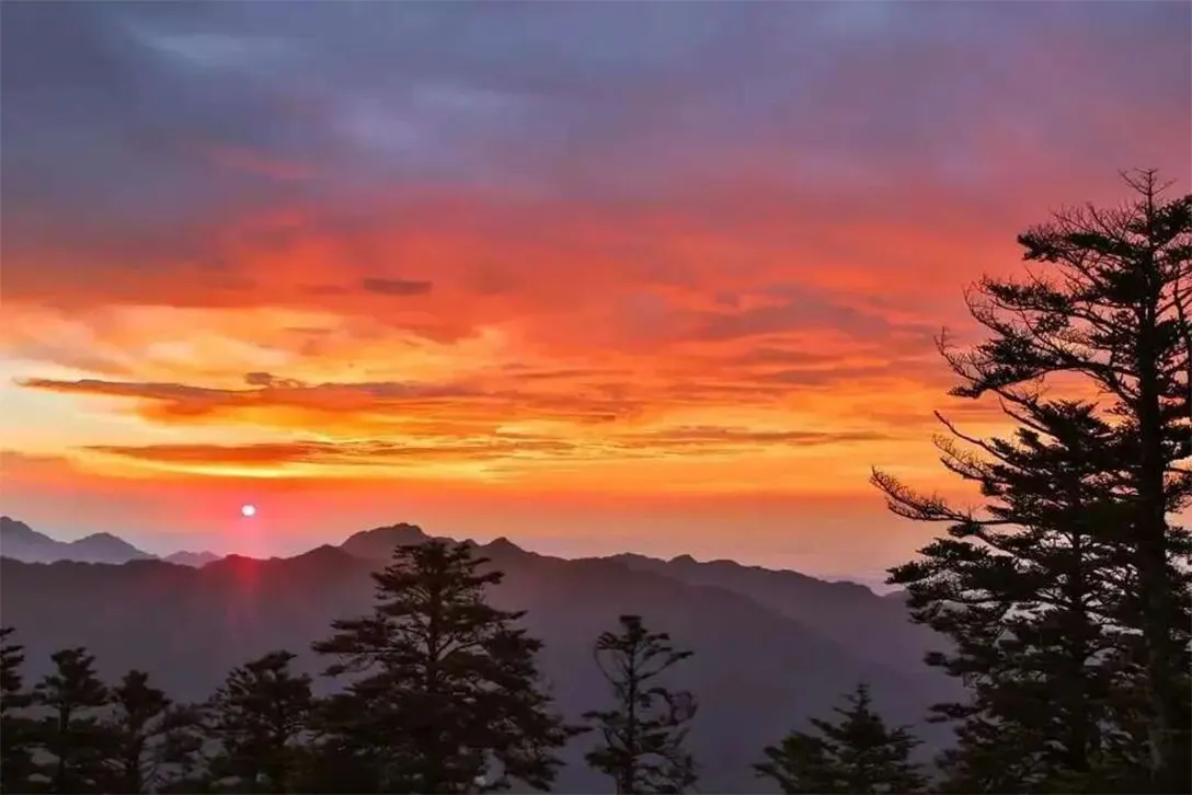 西岭雪山