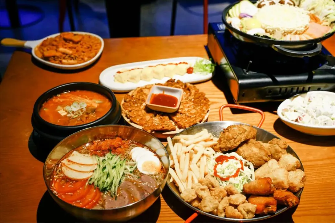 多种韩国料理