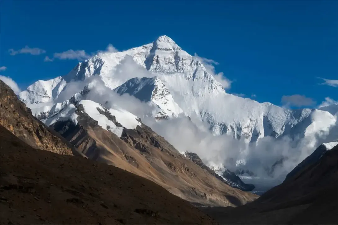 珠穆朗玛峰