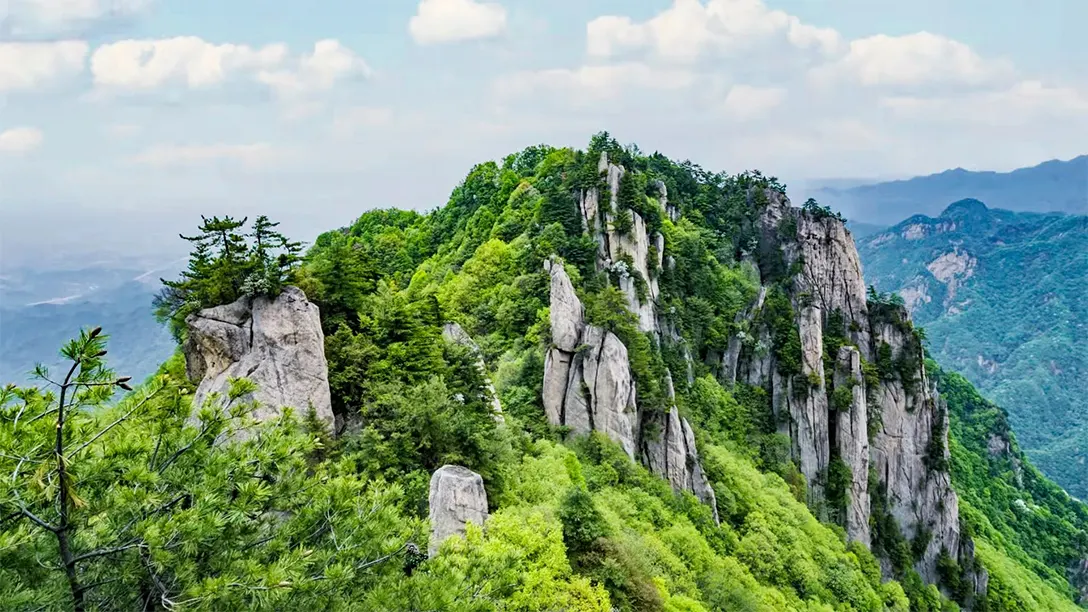 鸡峰山，宝鸡地名即源于此