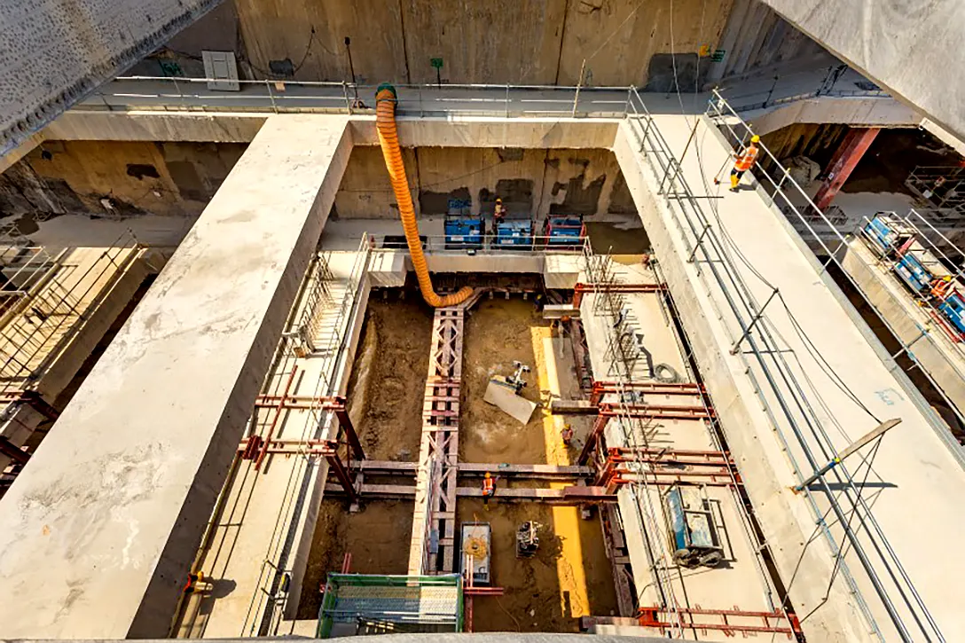 Strut installation work at the Titiwangsa MRT Station site.