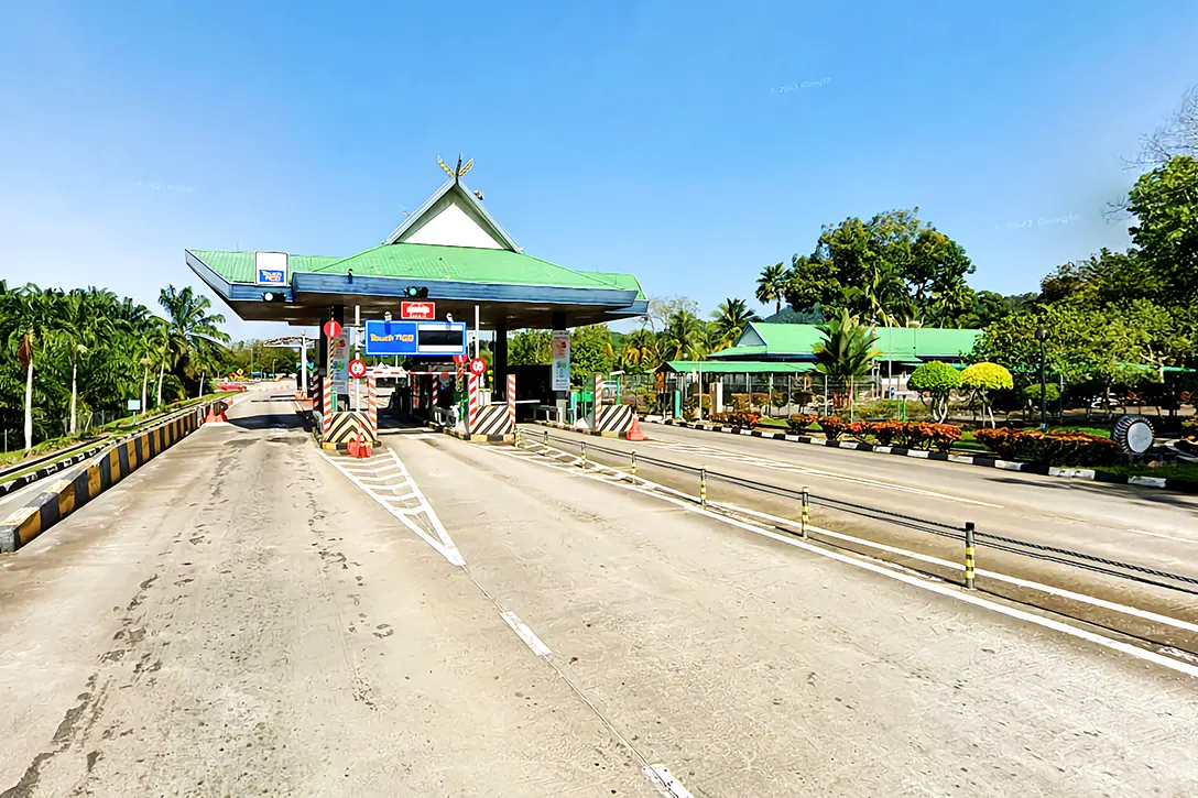 Bandar Baharu Toll Plaza