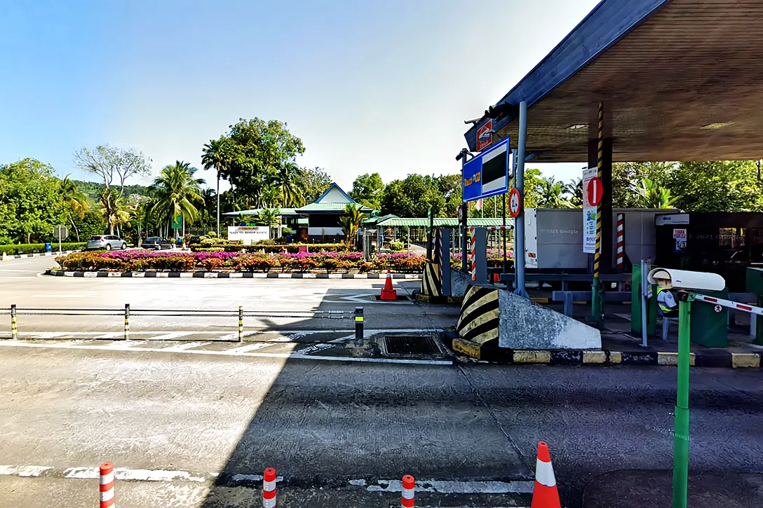 Bandar Baharu Toll Plaza