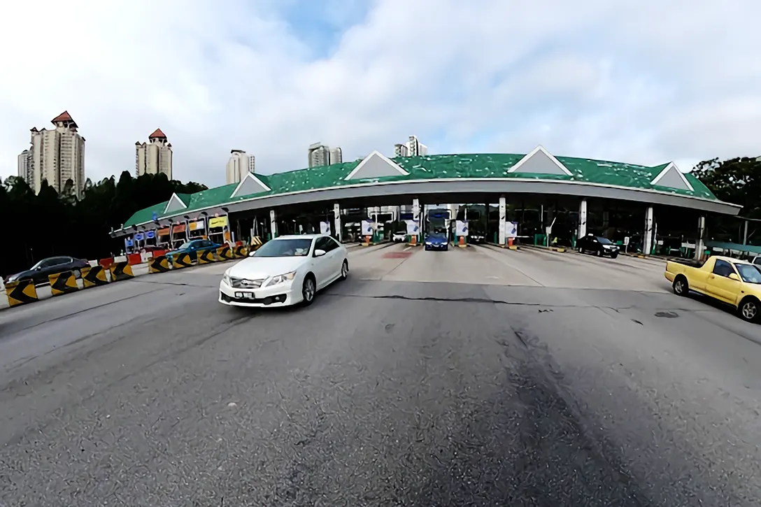 Jalan Duta Toll Plaza