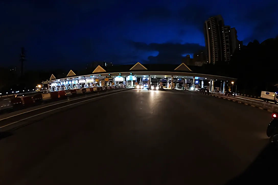Jalan Duta Toll Plaza