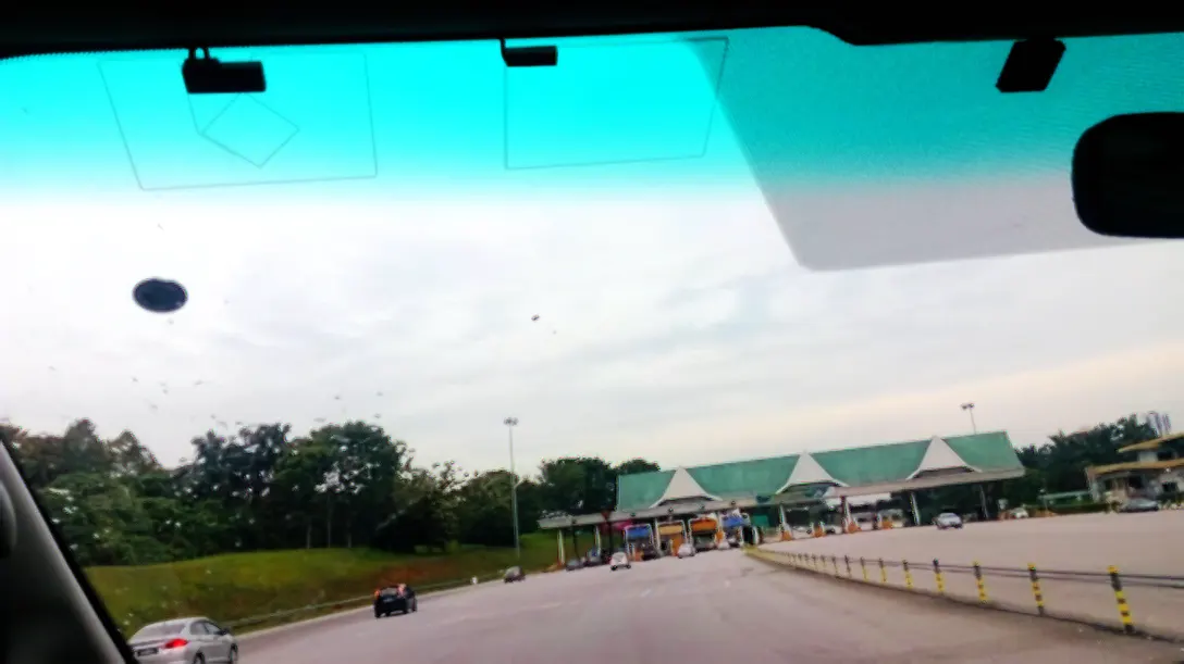 Sungai Buloh toll plaza