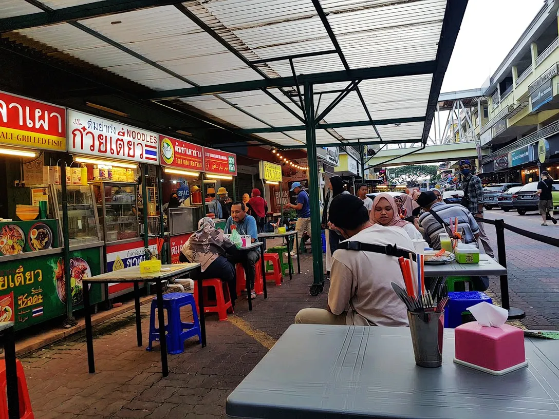 Bangkok Street Food, Platinum Walk