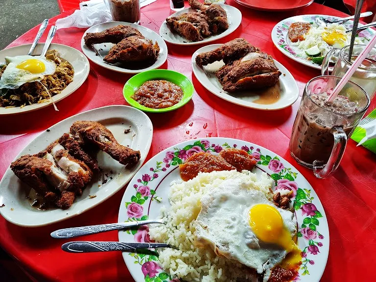 Big Tree Head Mamak, Kepong Baru