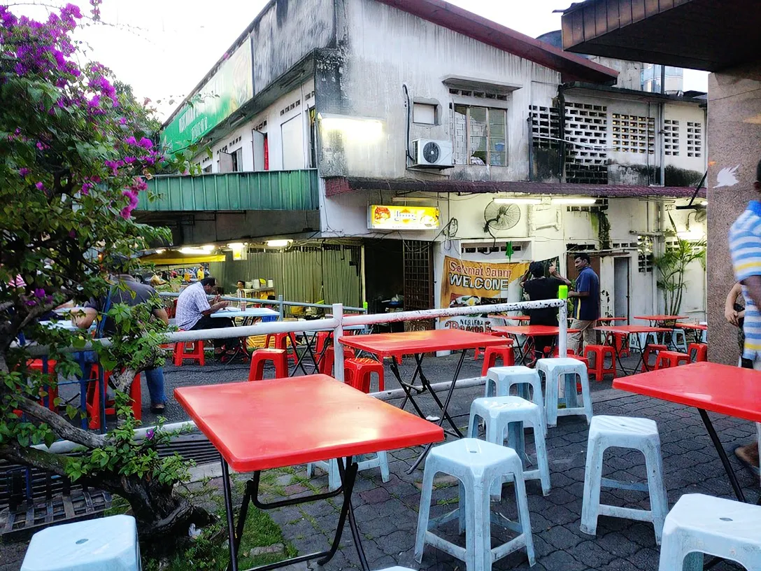 Bumbung Nasi Lemak, Sea Park