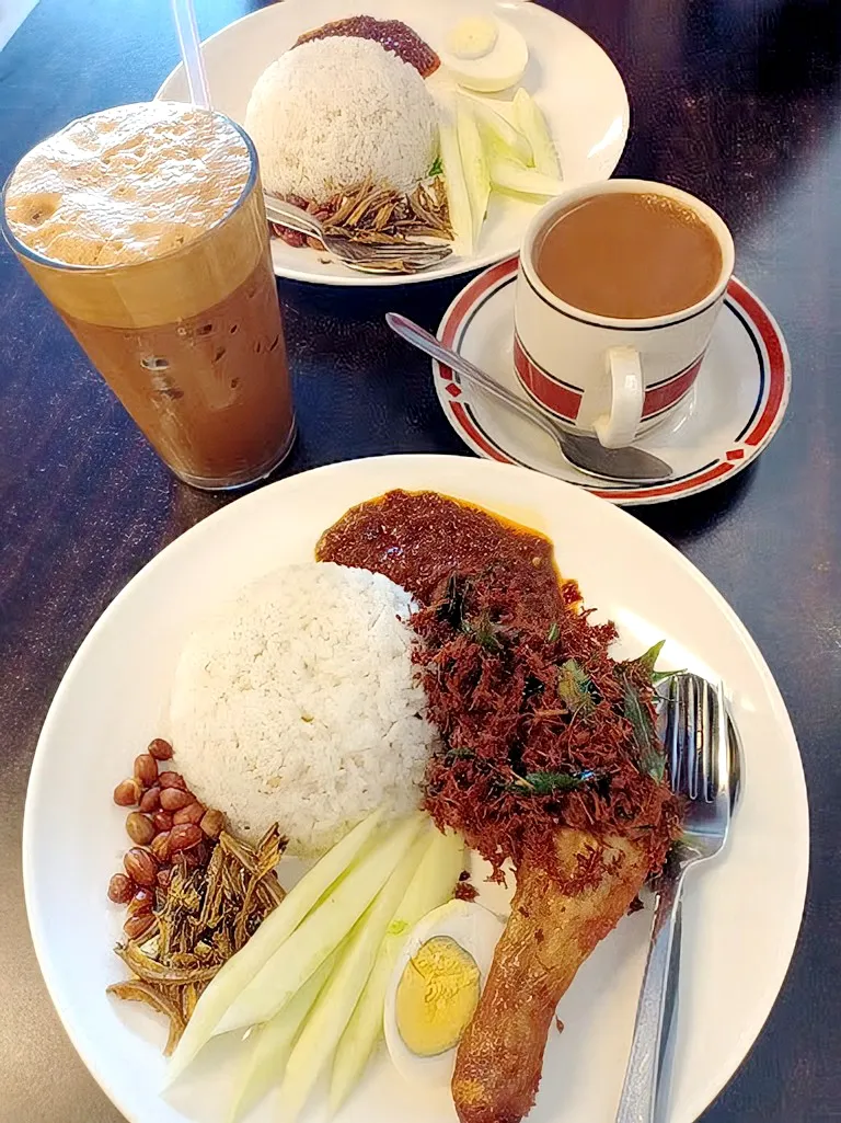 Bumbung Nasi Lemak, Sea Park