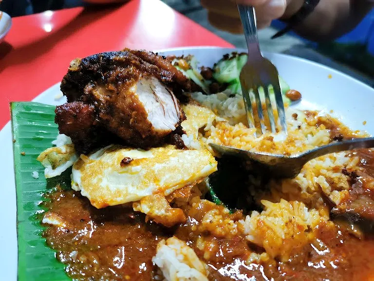 Bumbung Nasi Lemak, Sea Park