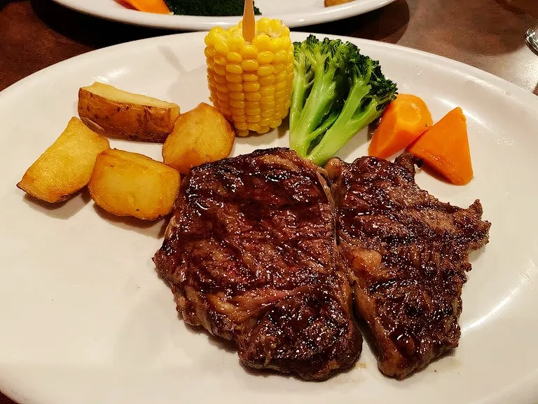 Jake's Charbroil Steaks, Medan Damansara