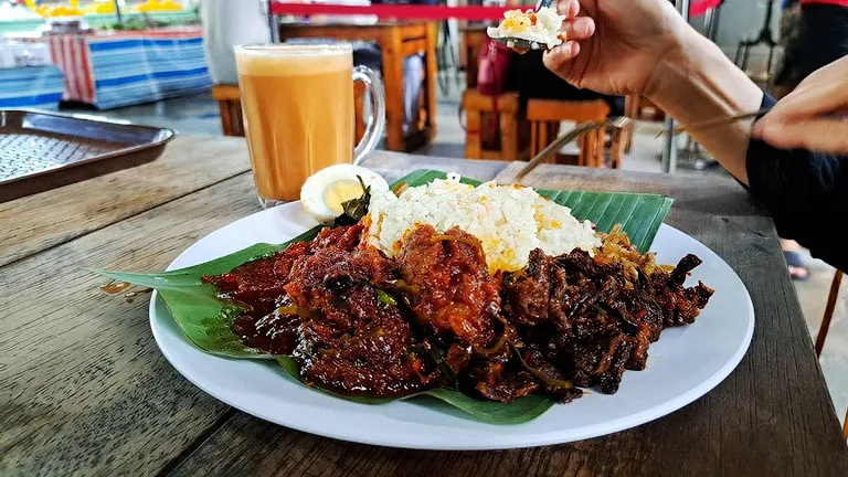 Nasi Lemak Angah, Sentul